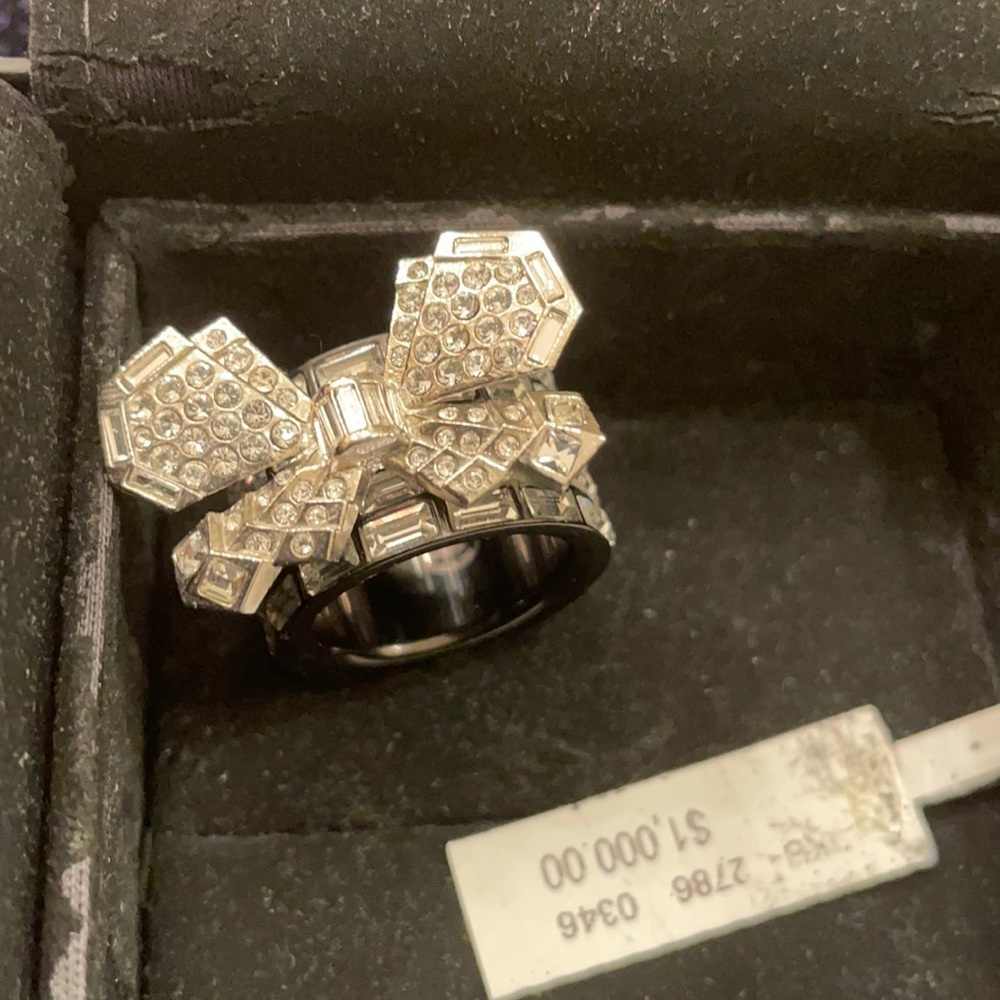 Chanel Crystal Bow Fashion Ring